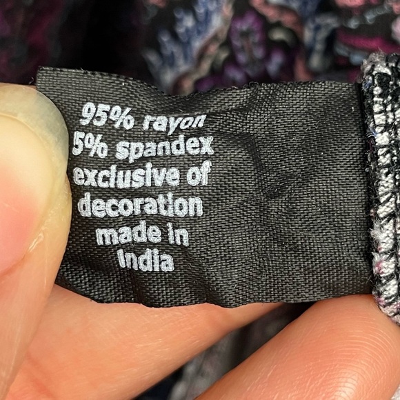 Lane Bryant Black Purple Boho Floral Diamond Top - Picture 5 of 6